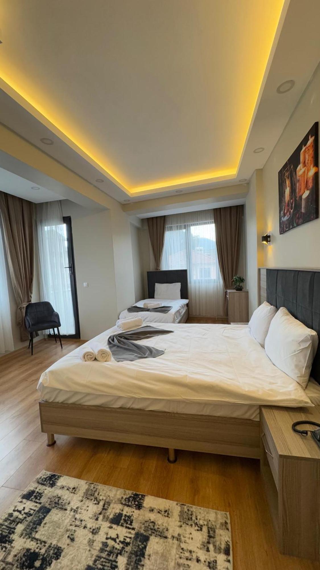 Lions Boutique Hotel Altinova  Exteriér fotografie